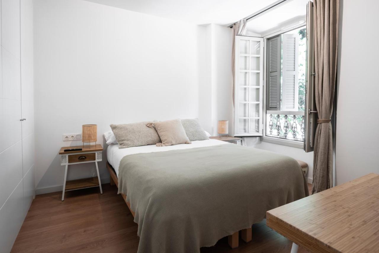 Apartamento De Lujo En Plaza Del Teatro Leilighet Málaga Eksteriør bilde